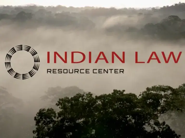 Logotipo del centro de recursos de la ley india